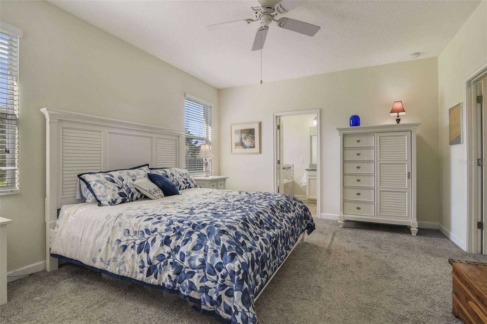 10012 LOVEGRASS LN, ORLANDO, FL, 32832