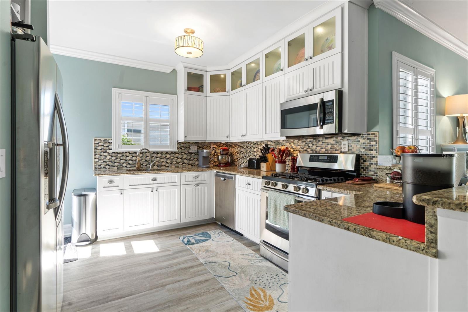 868 27TH AVE N, ST PETERSBURG, FL, 33704