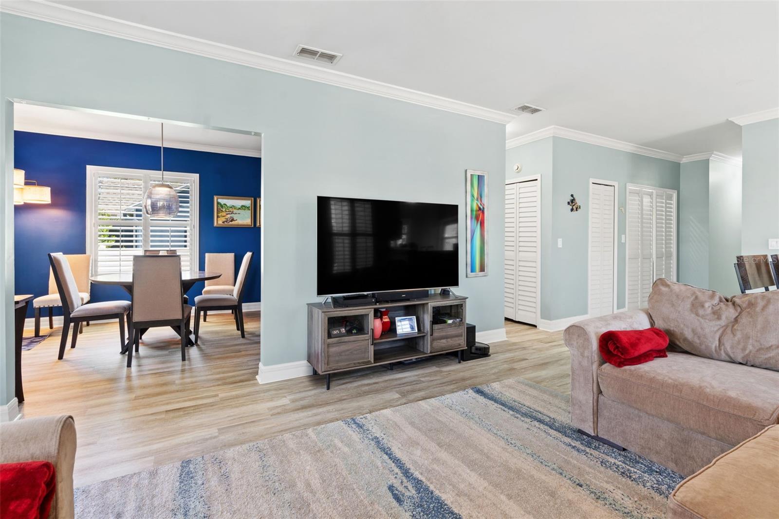 868 27TH AVE N, ST PETERSBURG, FL, 33704