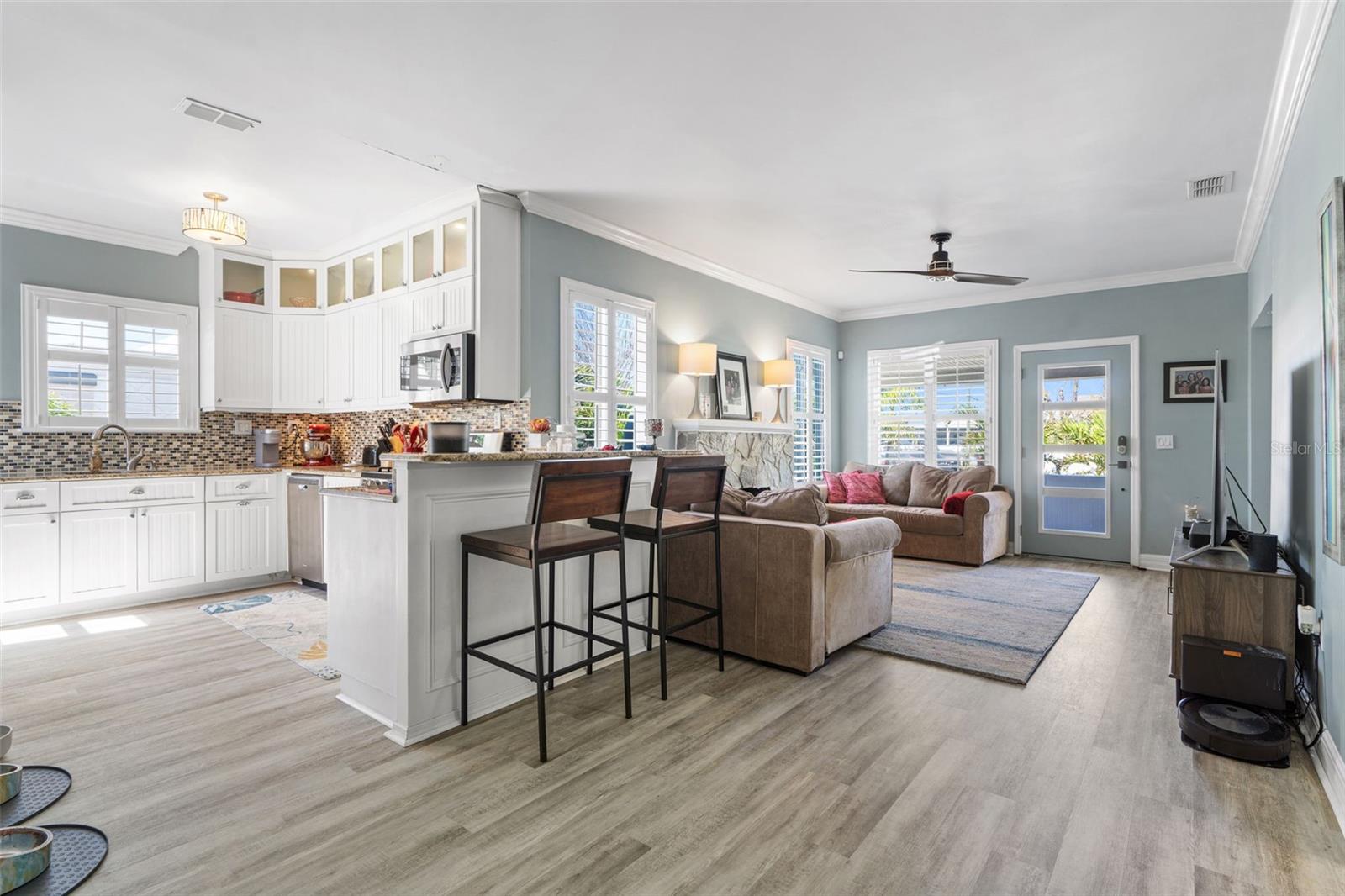 868 27TH AVE N, ST PETERSBURG, FL, 33704