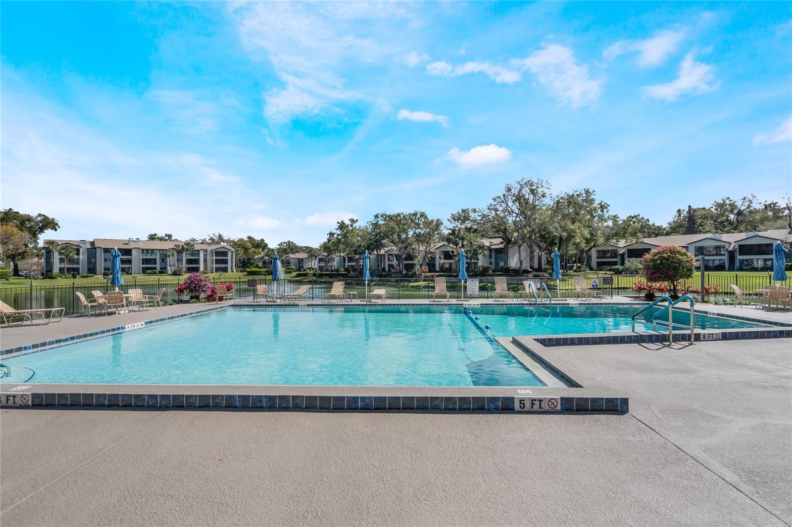 6 ESCONDIDO CIR #58, ALTAMONTE SPRINGS, FL, 32701