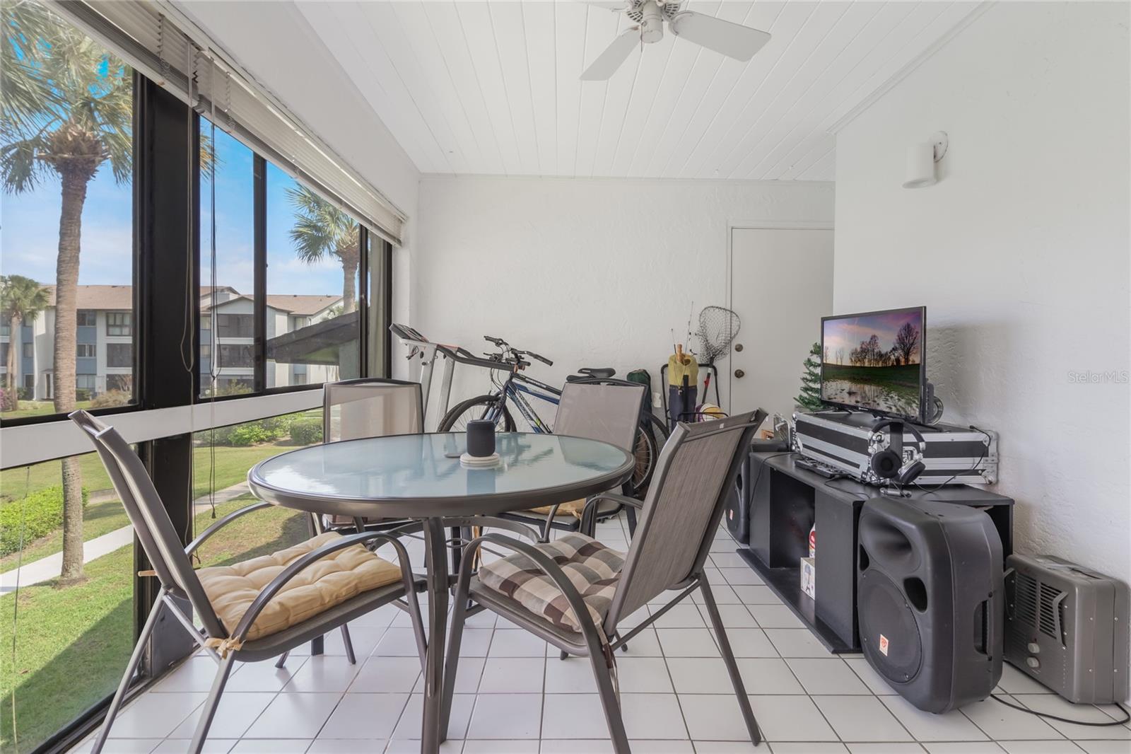 6 ESCONDIDO CIR #58, ALTAMONTE SPRINGS, FL, 32701