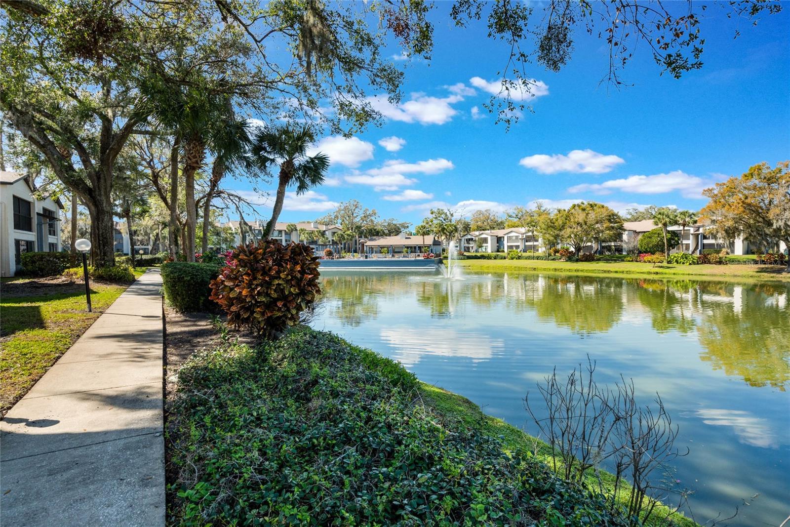 6 ESCONDIDO CIR #58, ALTAMONTE SPRINGS, FL, 32701