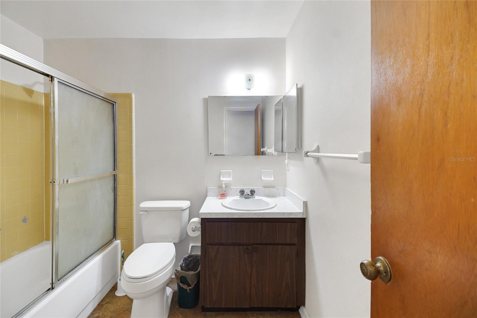 6213 HIGHLAND AVE, LEESBURG, FL, 34748