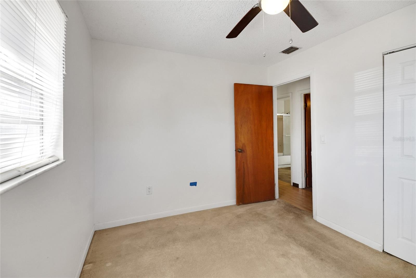 6213 HIGHLAND AVE, LEESBURG, FL, 34748
