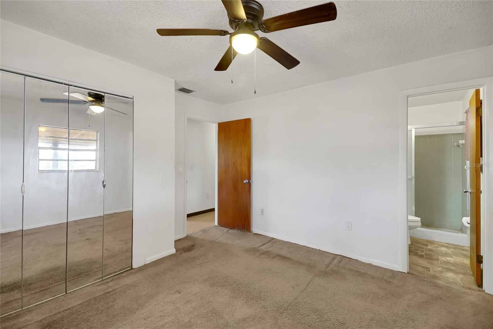 6213 HIGHLAND AVE, LEESBURG, FL, 34748