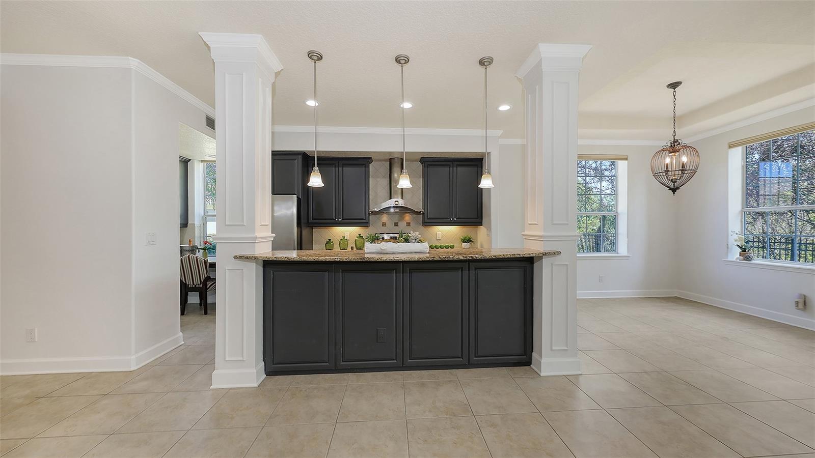 7937 ST SIMONS ST #7937, UNIVERSITY PARK, FL, 34201