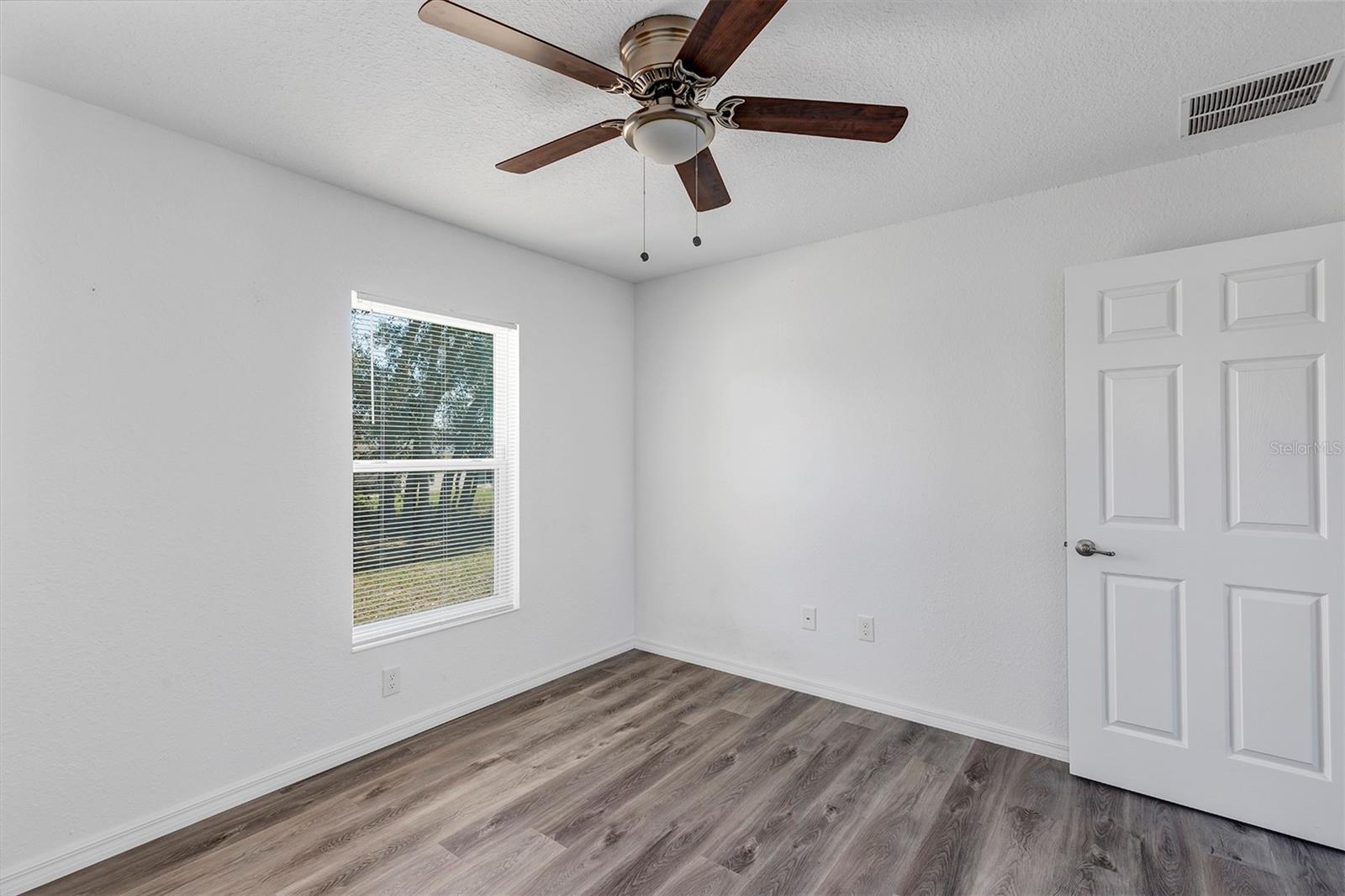 1 MALAUKA COURSE TER, OCKLAWAHA, FL, 32179