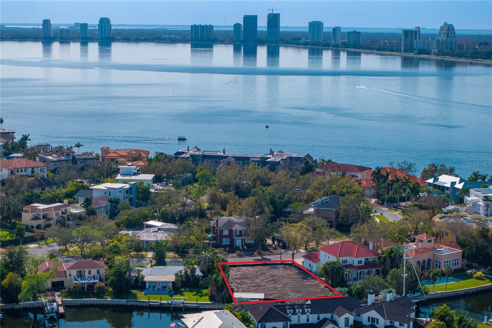 18 BAHAMA CIR, TAMPA, FL, 33606