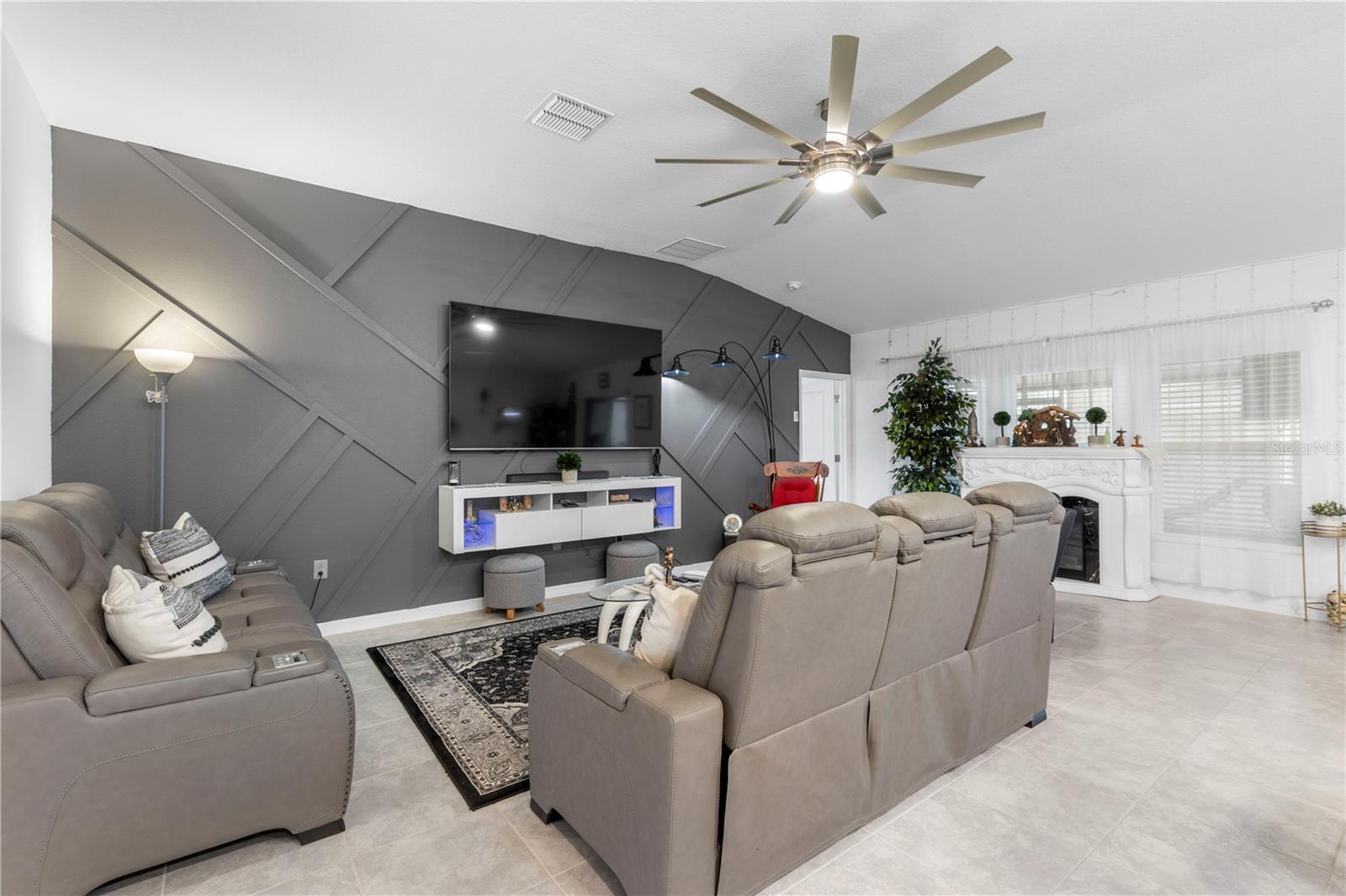 389 SINGING SANDS CIR, LAKE WALES, FL, 33859