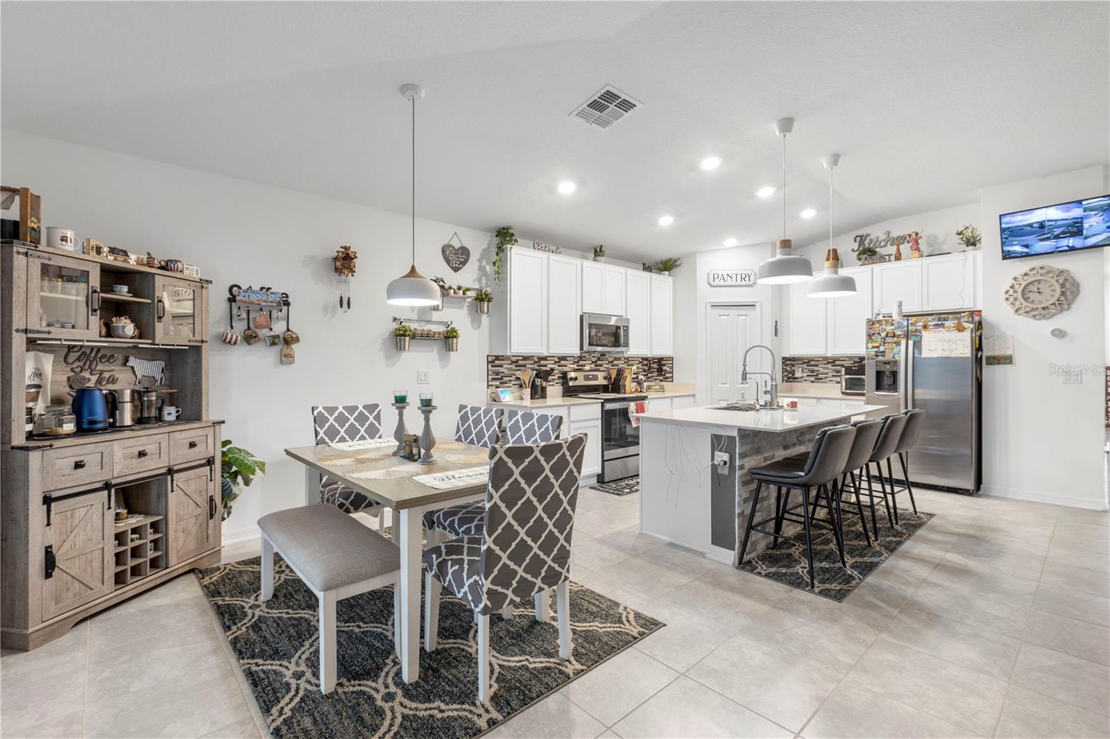 389 SINGING SANDS CIR, LAKE WALES, FL, 33859