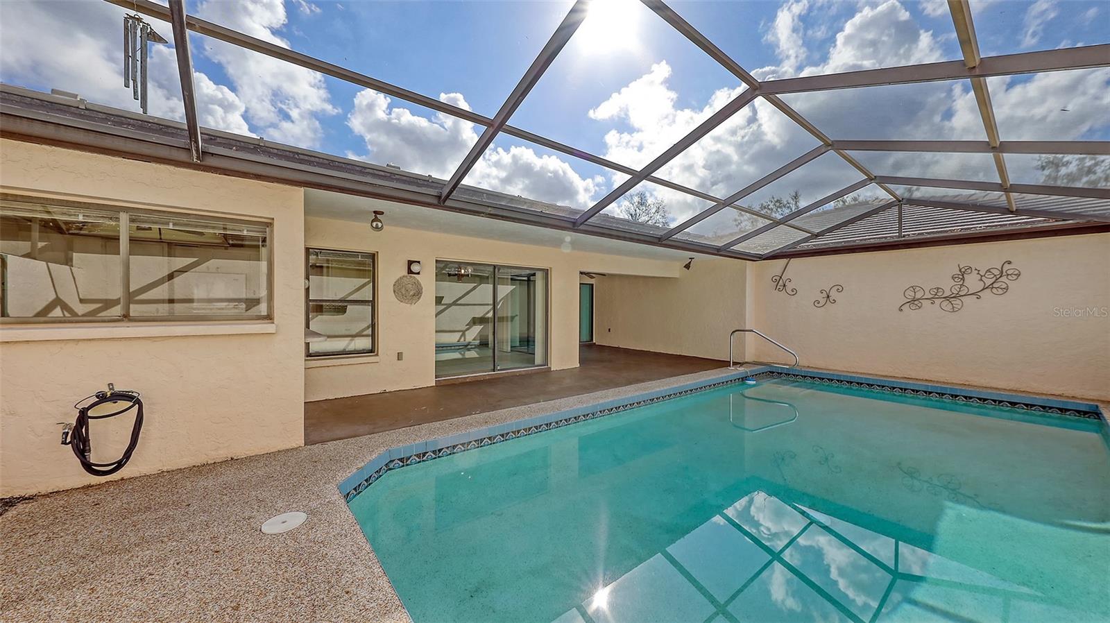 3692 GLEN OAKS MANOR DR, SARASOTA, FL, 34232