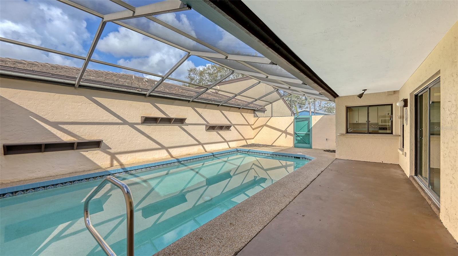 3692 GLEN OAKS MANOR DR, SARASOTA, FL, 34232