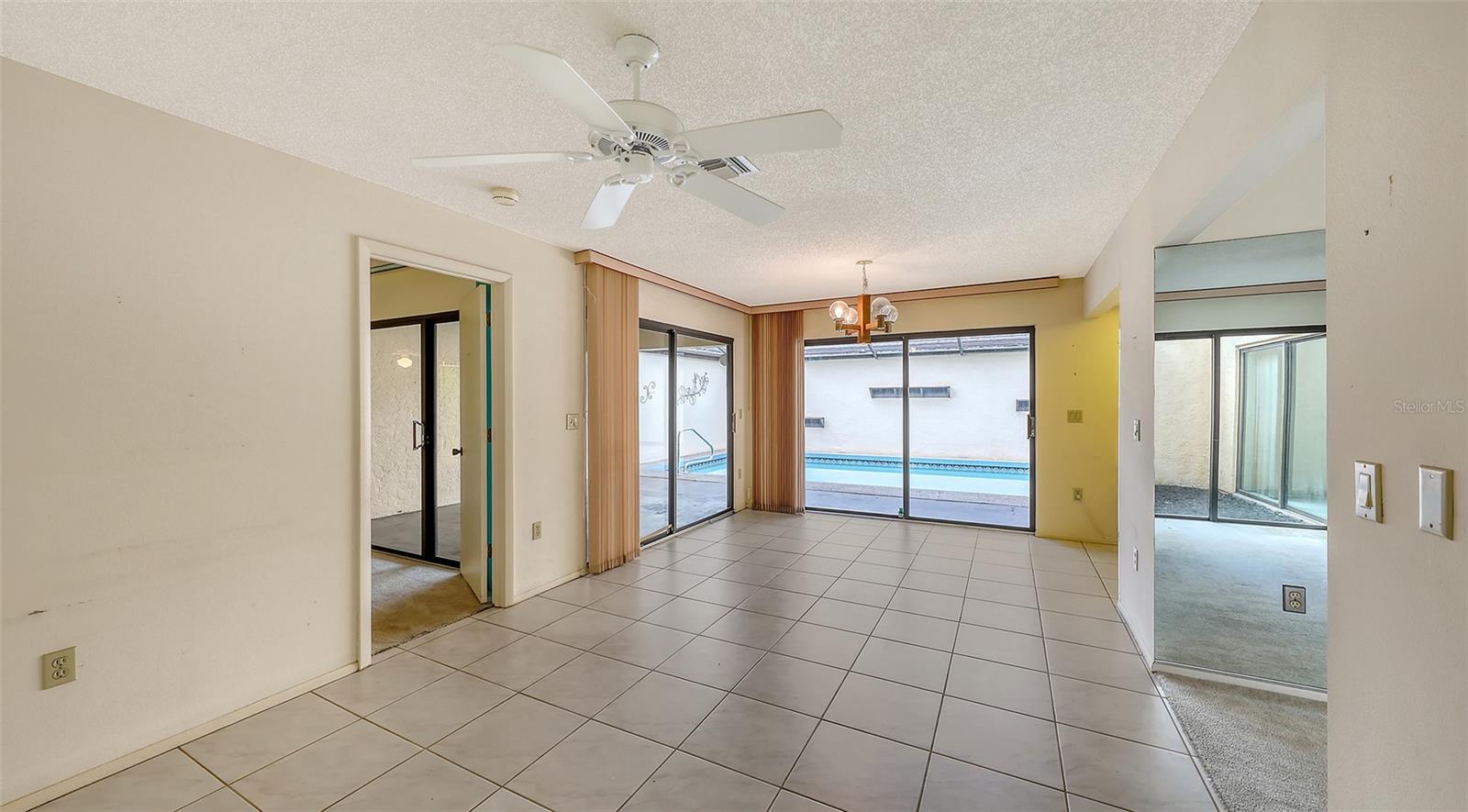 3692 GLEN OAKS MANOR DR, SARASOTA, FL, 34232