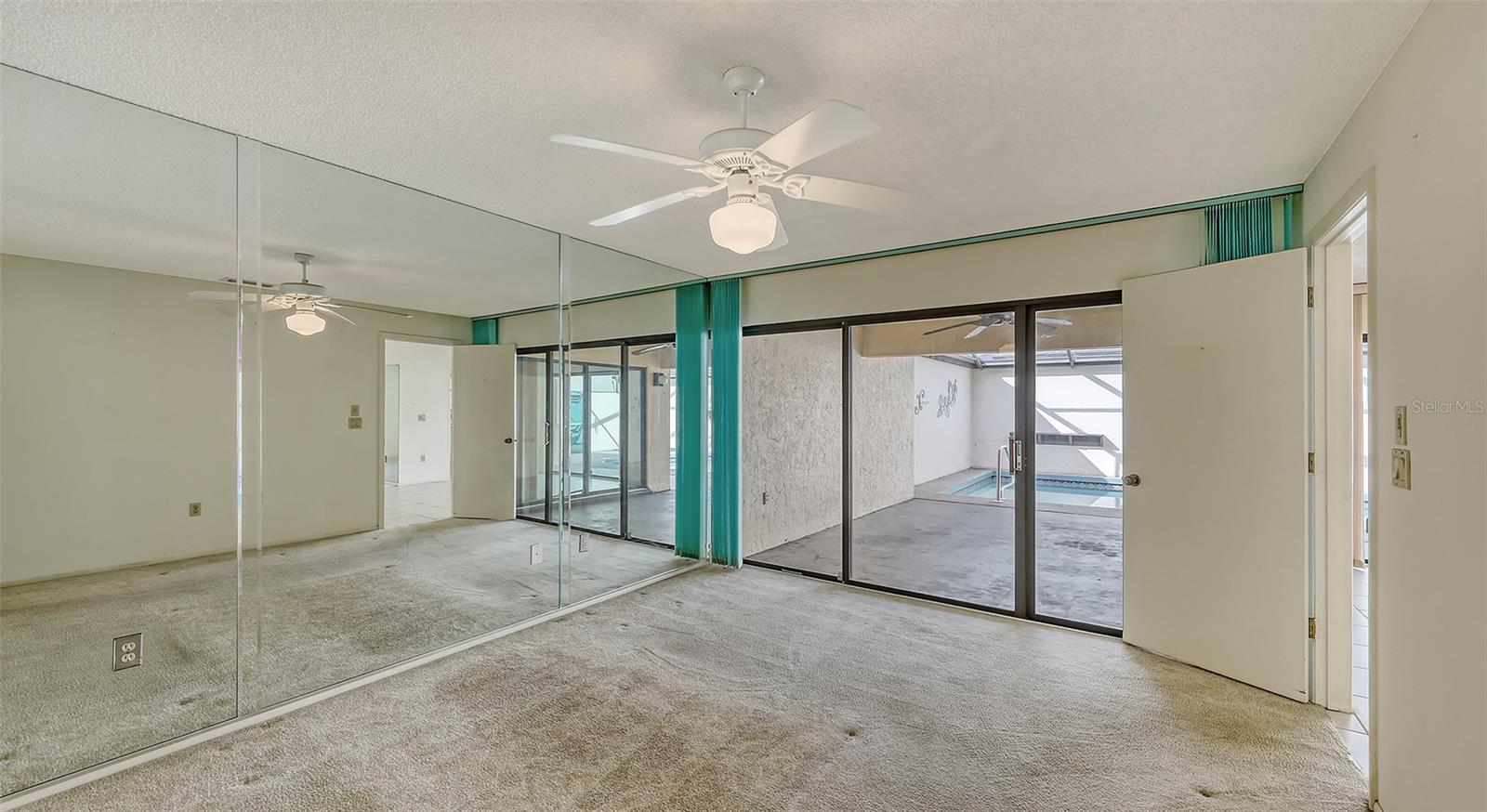 3692 GLEN OAKS MANOR DR, SARASOTA, FL, 34232