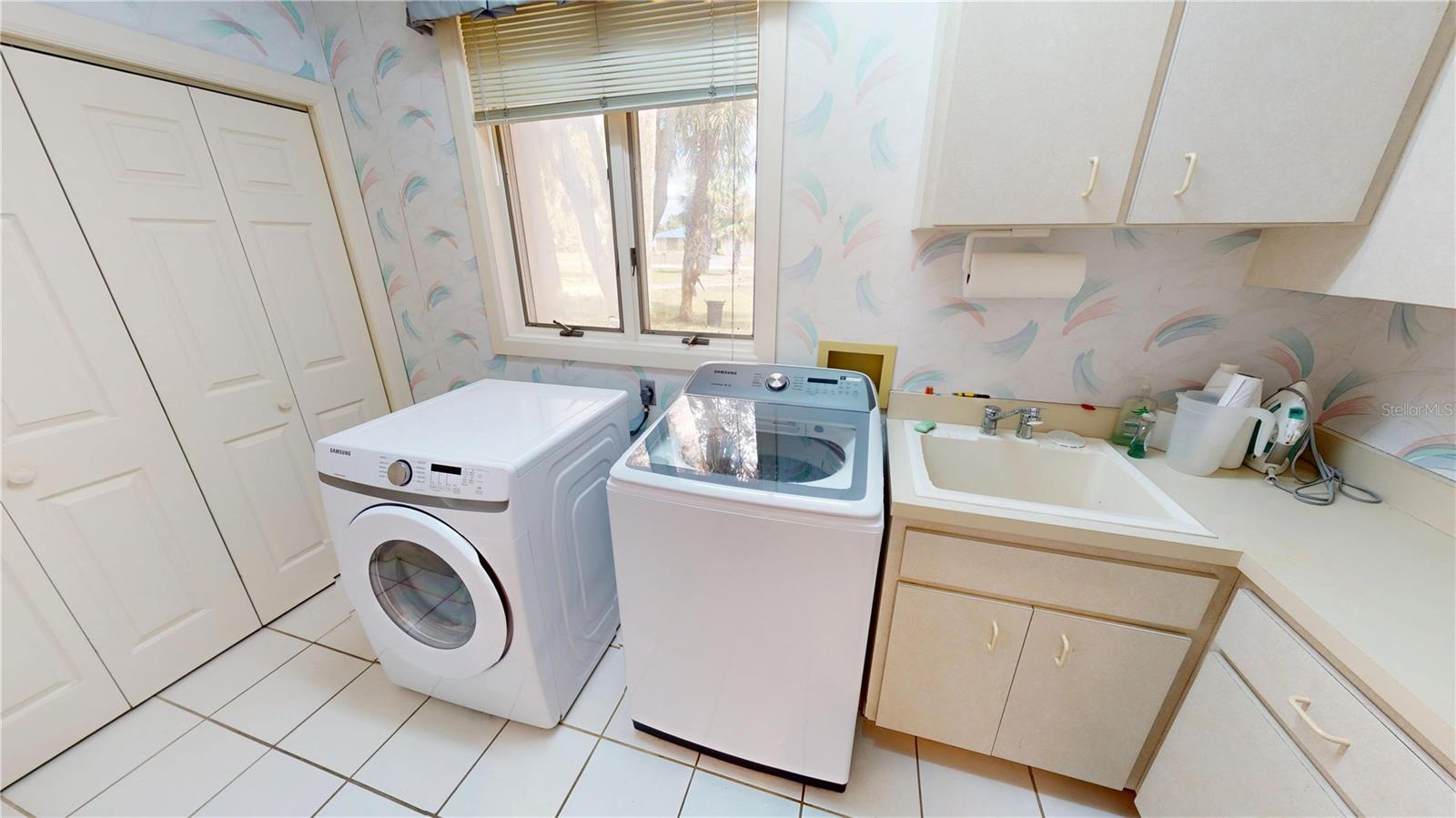 1055 YORKSHIRE ST ST, PORT CHARLOTTE, FL, 33952
