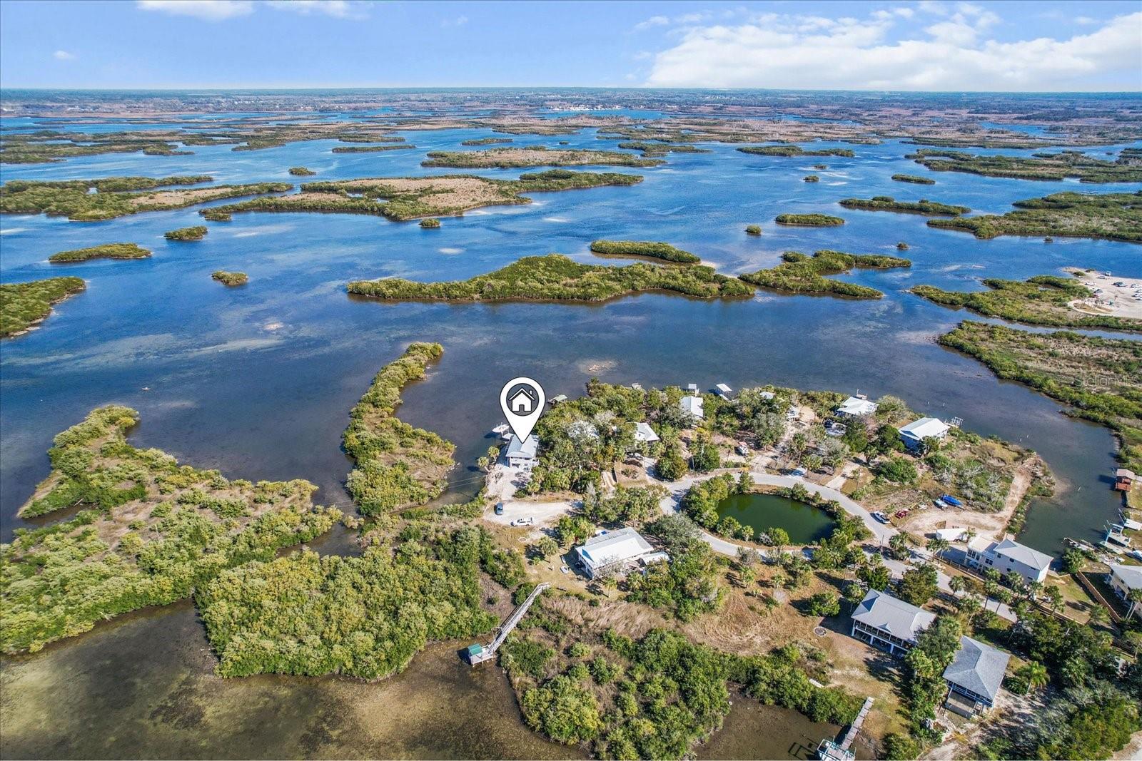 605 N LAKE CIR, CRYSTAL RIVER, FL, 34429