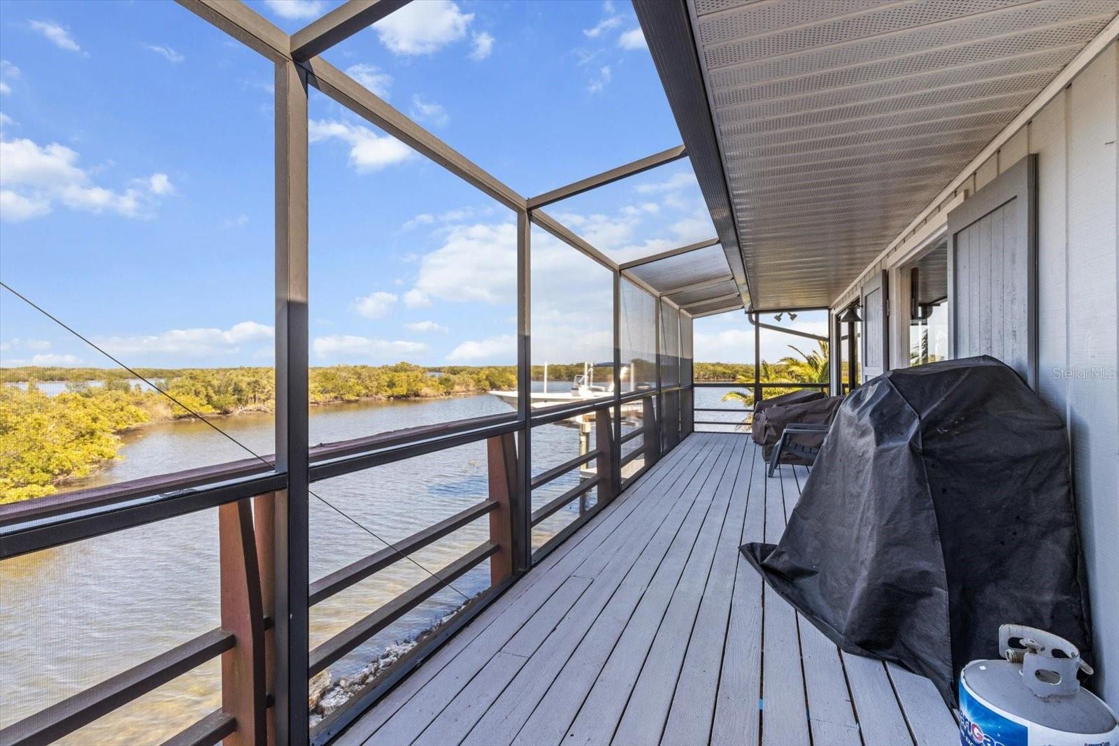 605 N LAKE CIR, CRYSTAL RIVER, FL, 34429