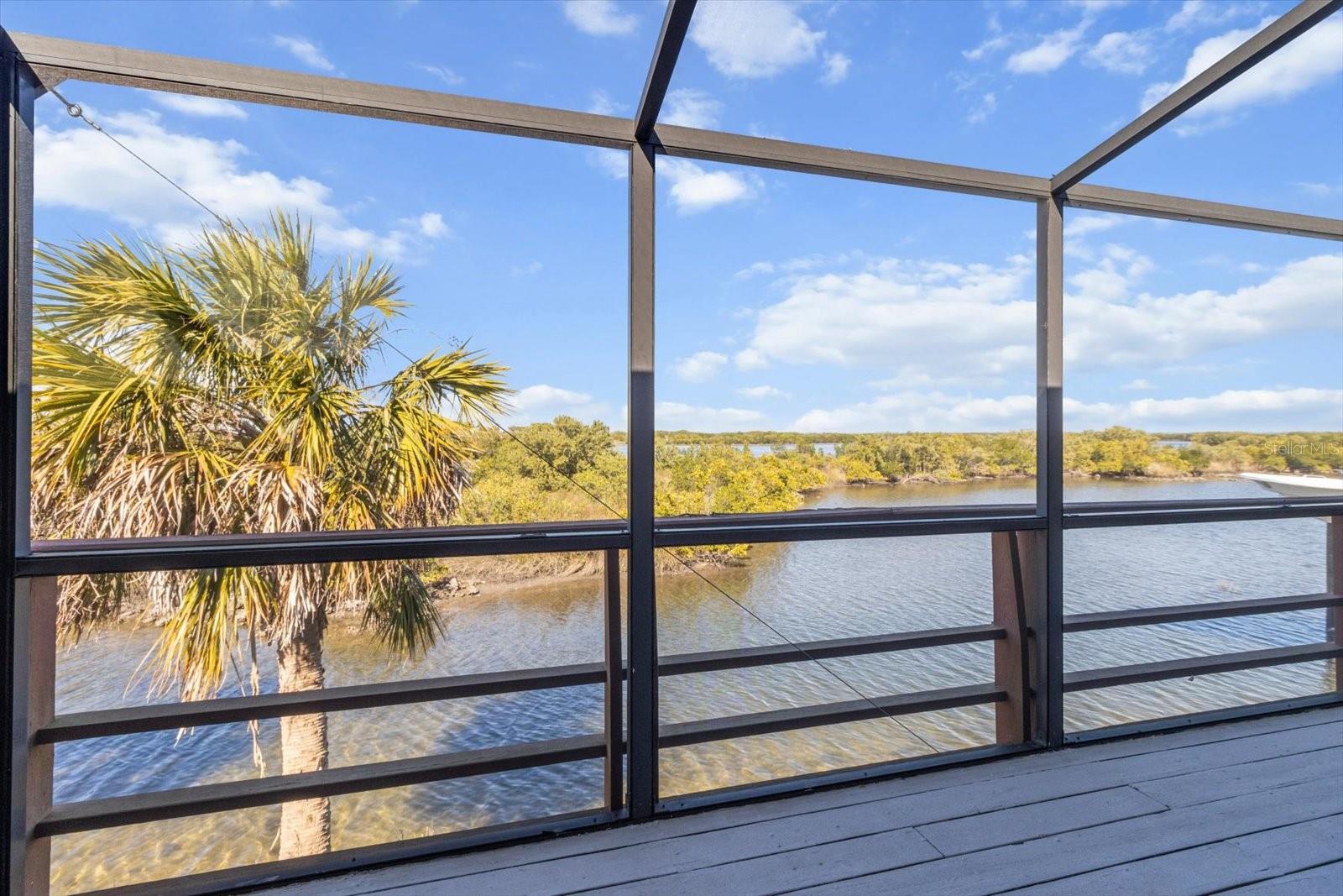 605 N LAKE CIR, CRYSTAL RIVER, FL, 34429