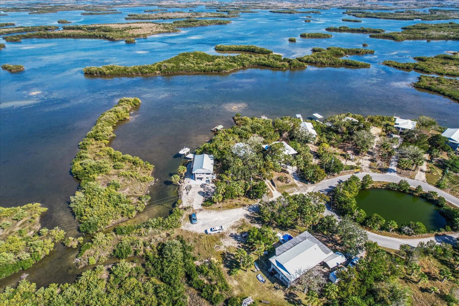 605 N LAKE CIR, CRYSTAL RIVER, FL, 34429