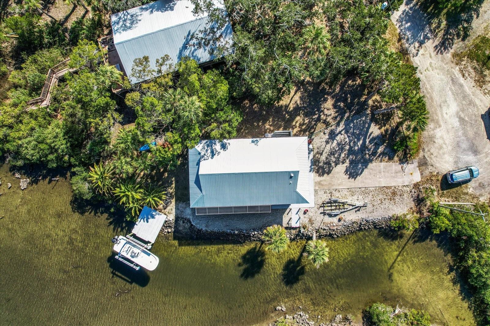 605 N LAKE CIR, CRYSTAL RIVER, FL, 34429