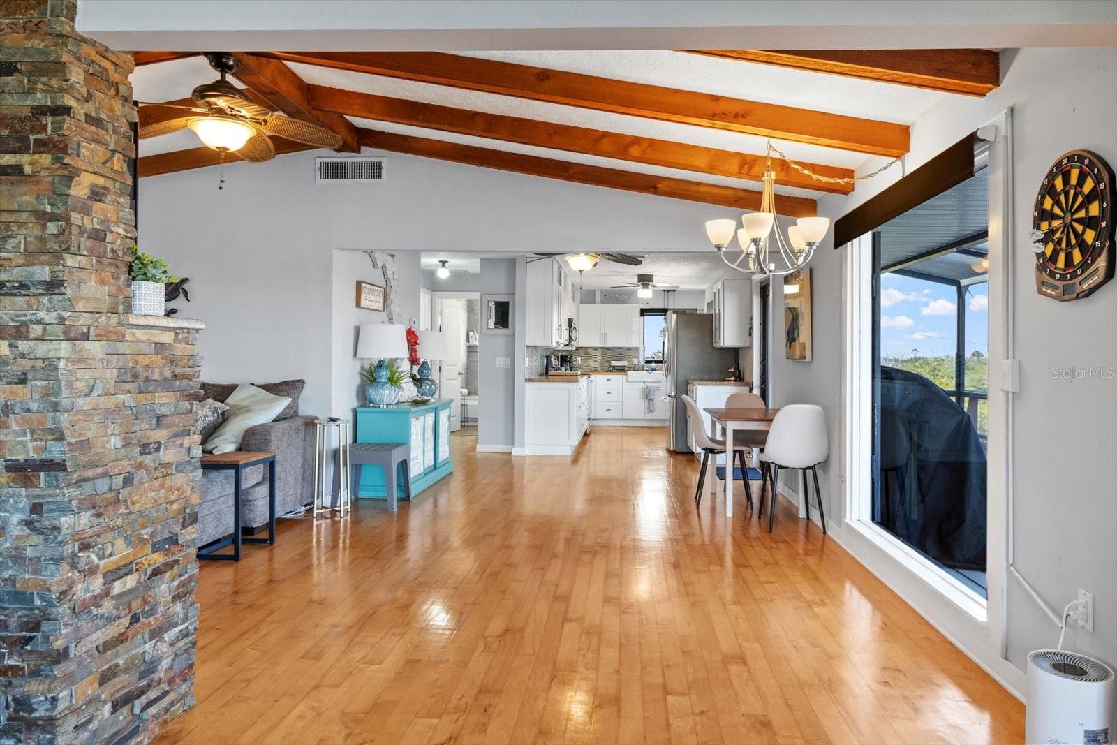 605 N LAKE CIR, CRYSTAL RIVER, FL, 34429
