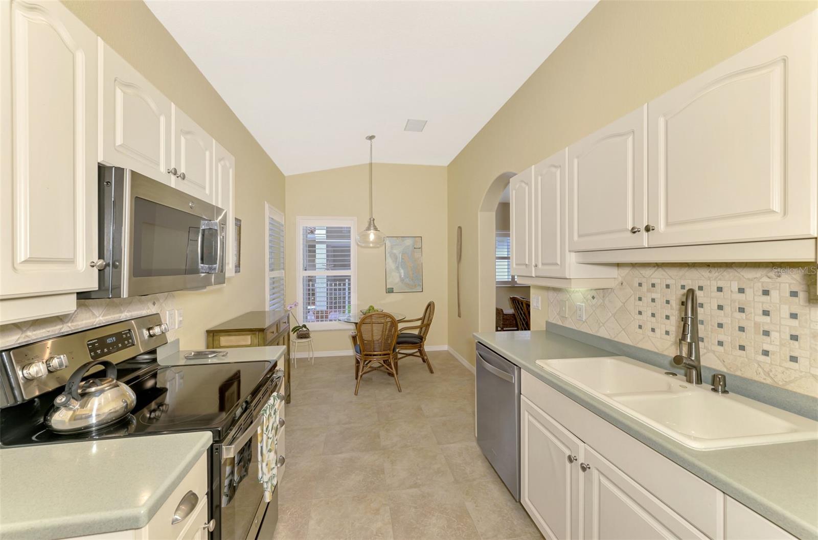 1056 TOPELIS DR, ENGLEWOOD, FL, 34223