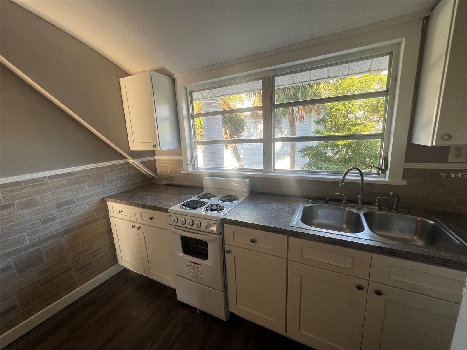 565 W RETTA ESPLANADE #A, PUNTA GORDA, FL, 33950