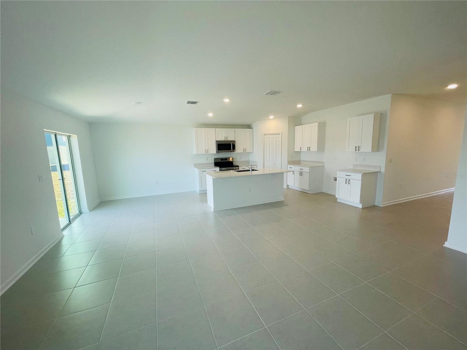 1282 BELLE ISLE LN, DAYTONA BEACH, FL, 32124