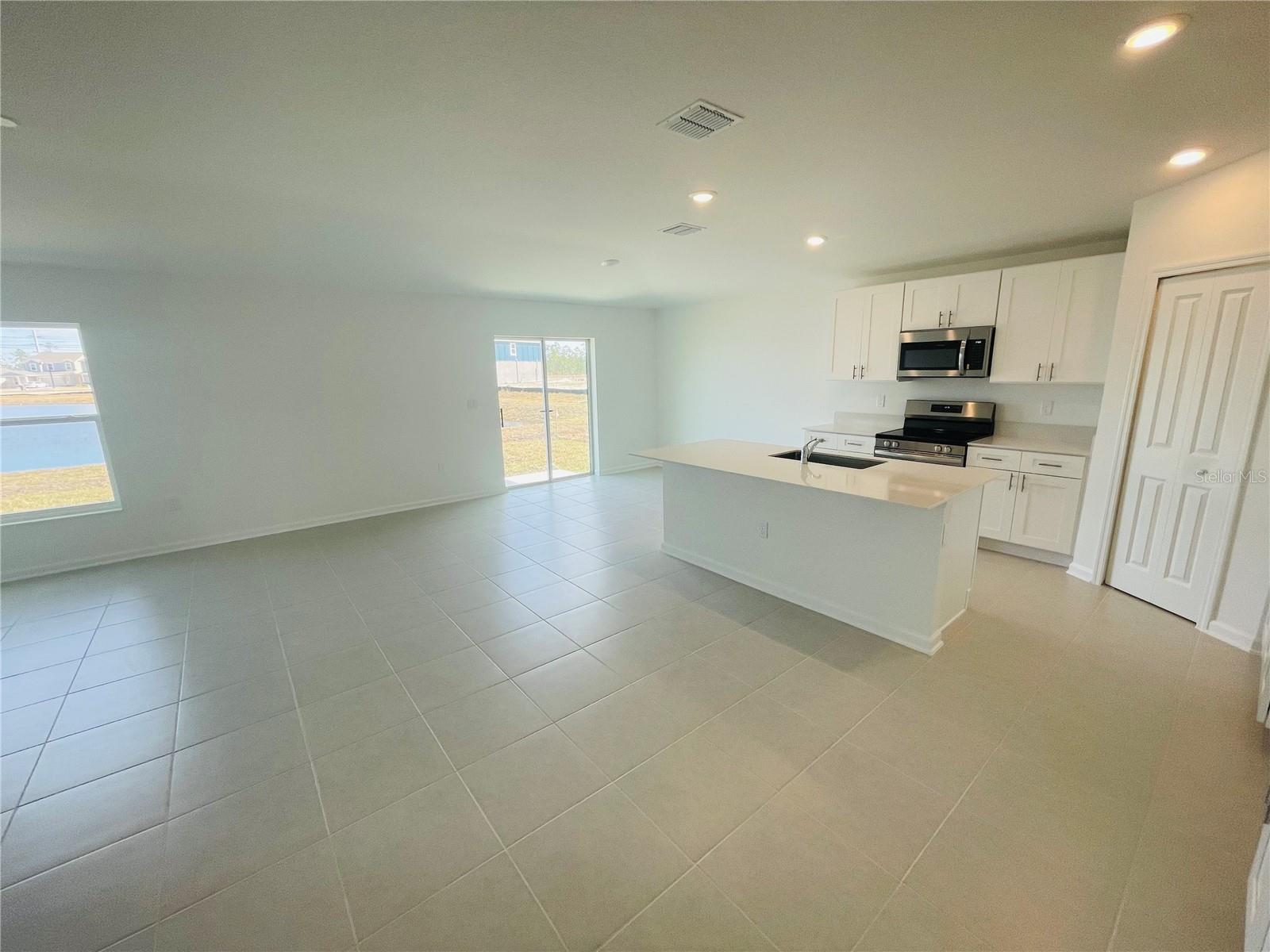 1282 BELLE ISLE LN, DAYTONA BEACH, FL, 32124