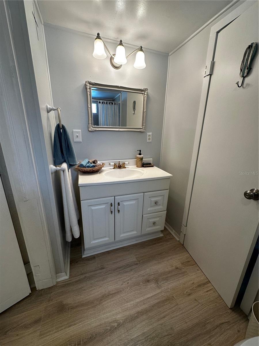 406 DENICE DR #406, SEMINOLE, FL, 33772