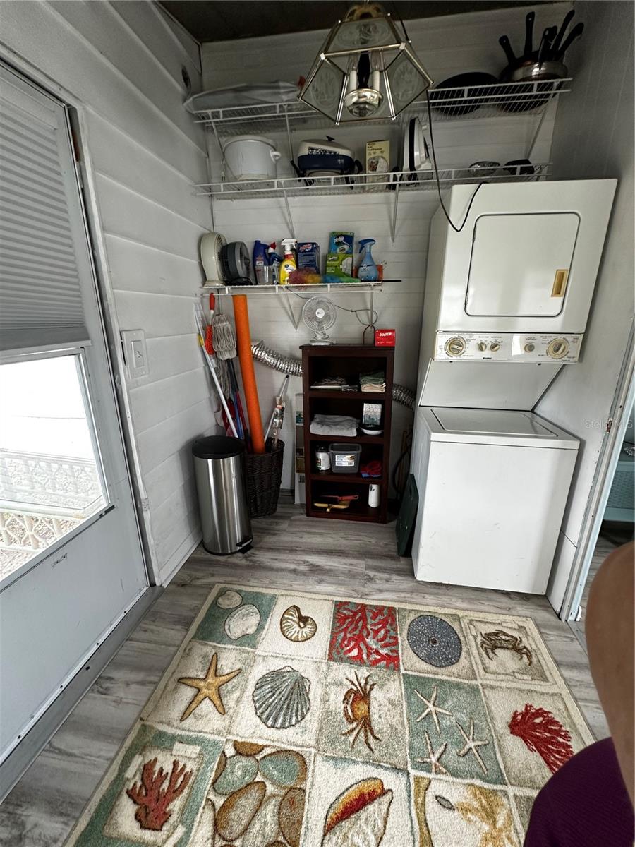 406 DENICE DR #406, SEMINOLE, FL, 33772