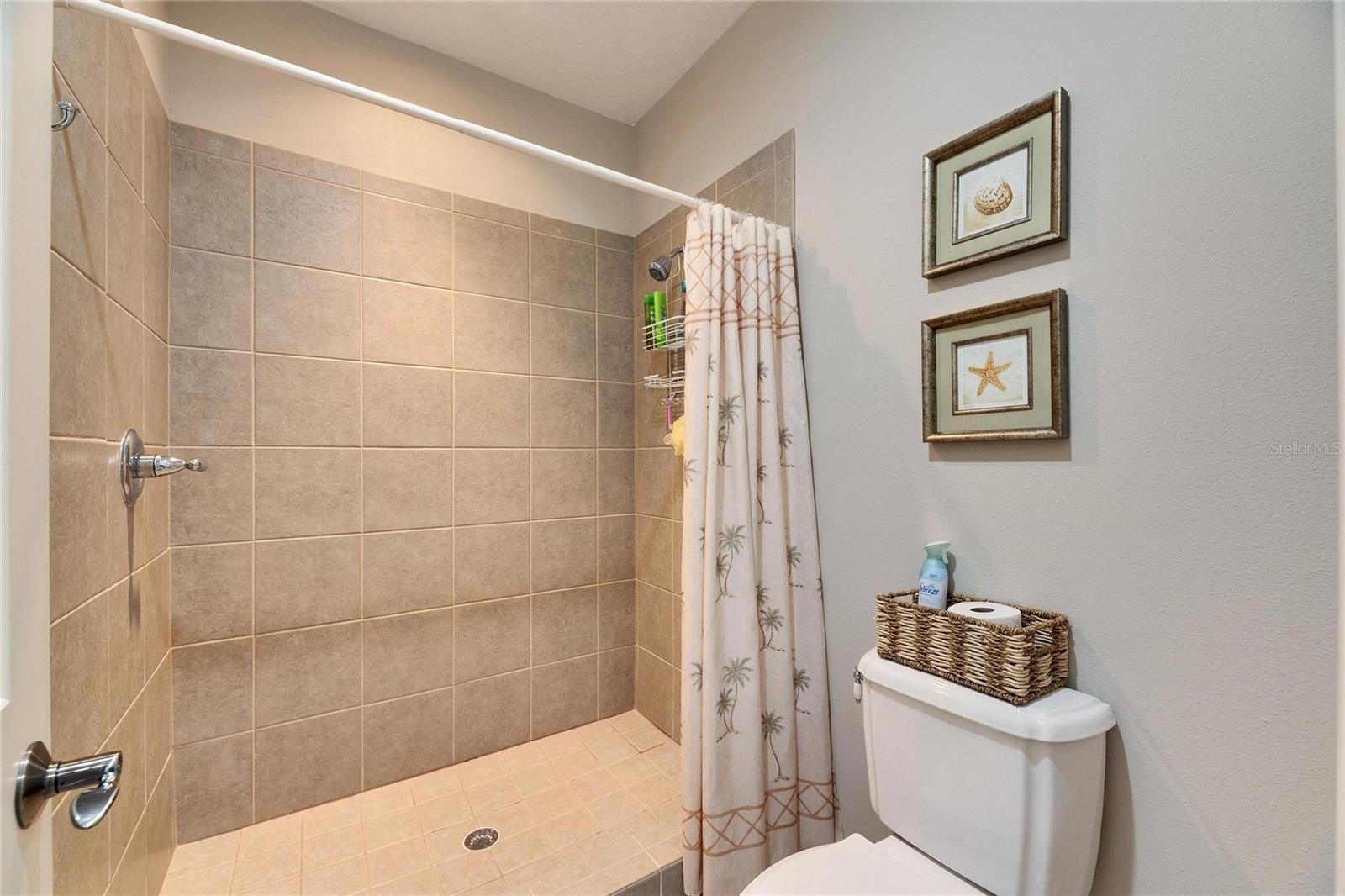735 MANNS HARBOR DR, APOLLO BEACH, FL, 33572