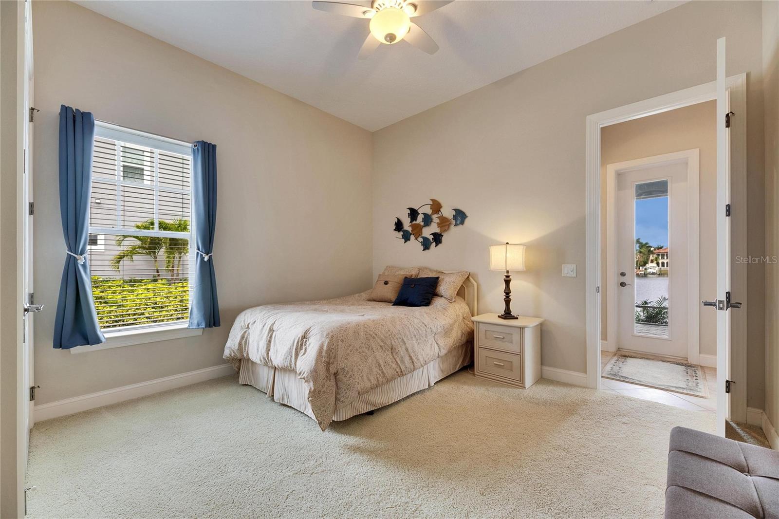 735 MANNS HARBOR DR, APOLLO BEACH, FL, 33572