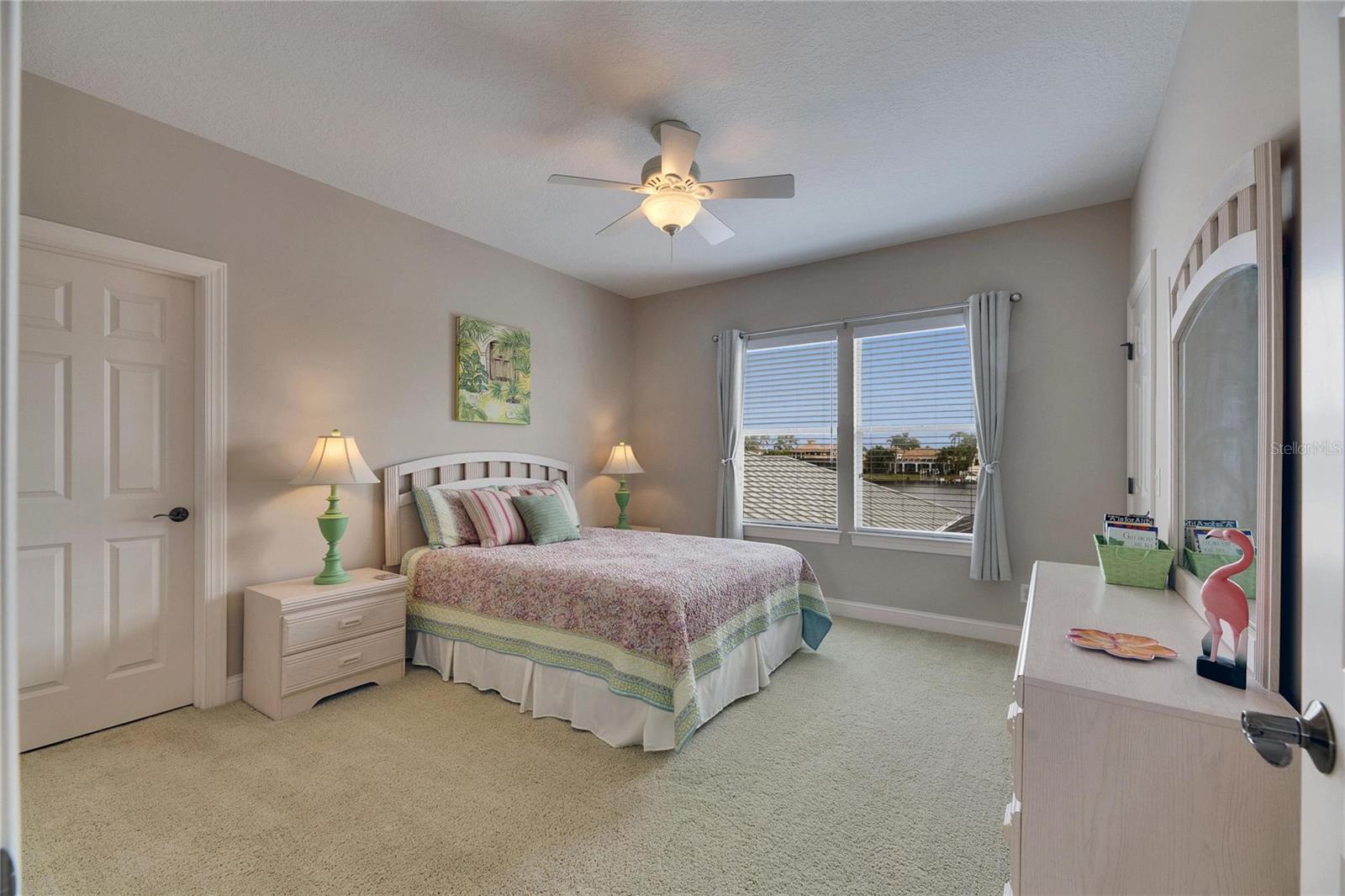 735 MANNS HARBOR DR, APOLLO BEACH, FL, 33572