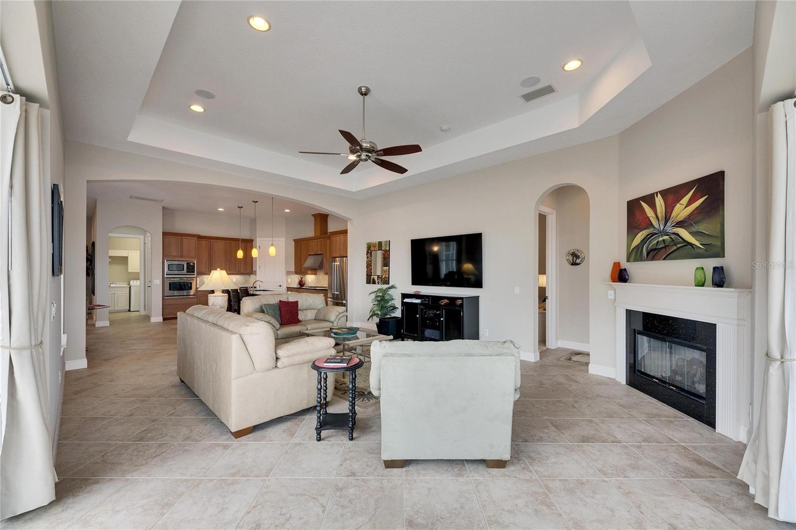 735 MANNS HARBOR DR, APOLLO BEACH, FL, 33572