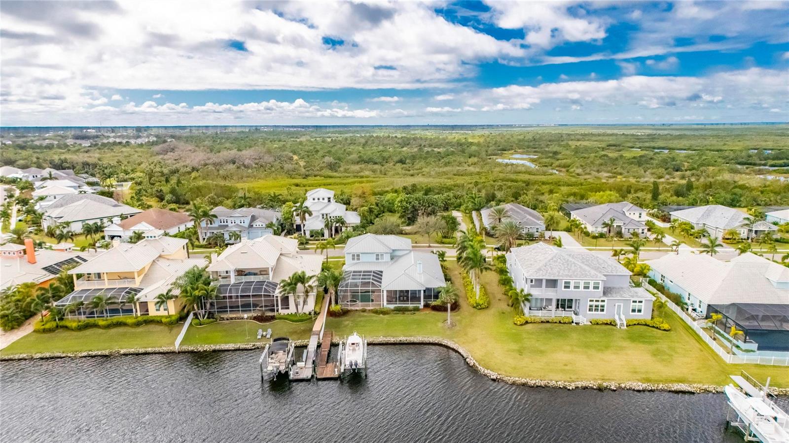 735 MANNS HARBOR DR, APOLLO BEACH, FL, 33572