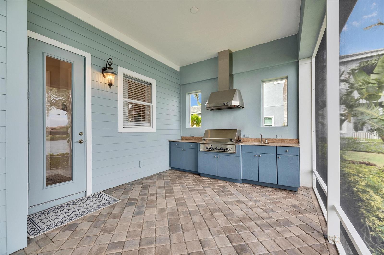 735 MANNS HARBOR DR, APOLLO BEACH, FL, 33572