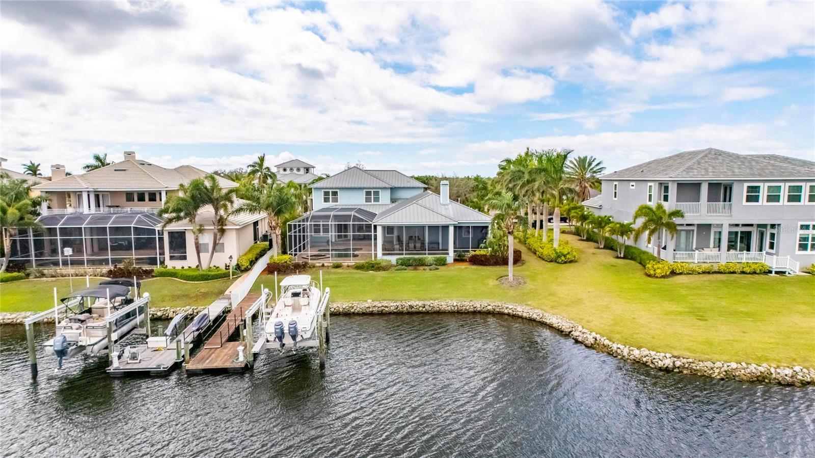 735 MANNS HARBOR DR, APOLLO BEACH, FL, 33572