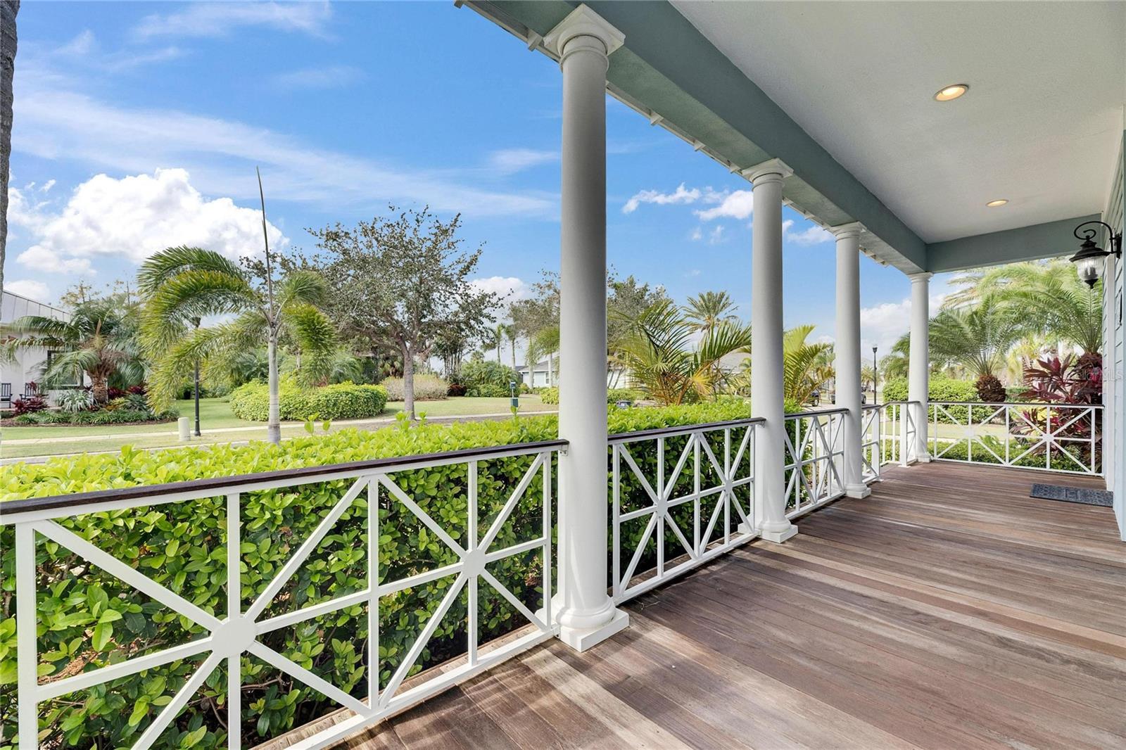 735 MANNS HARBOR DR, APOLLO BEACH, FL, 33572