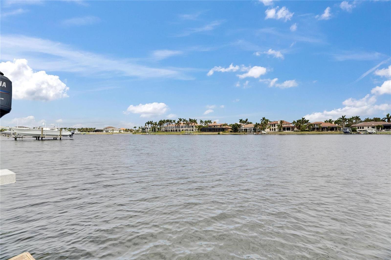 735 MANNS HARBOR DR, APOLLO BEACH, FL, 33572