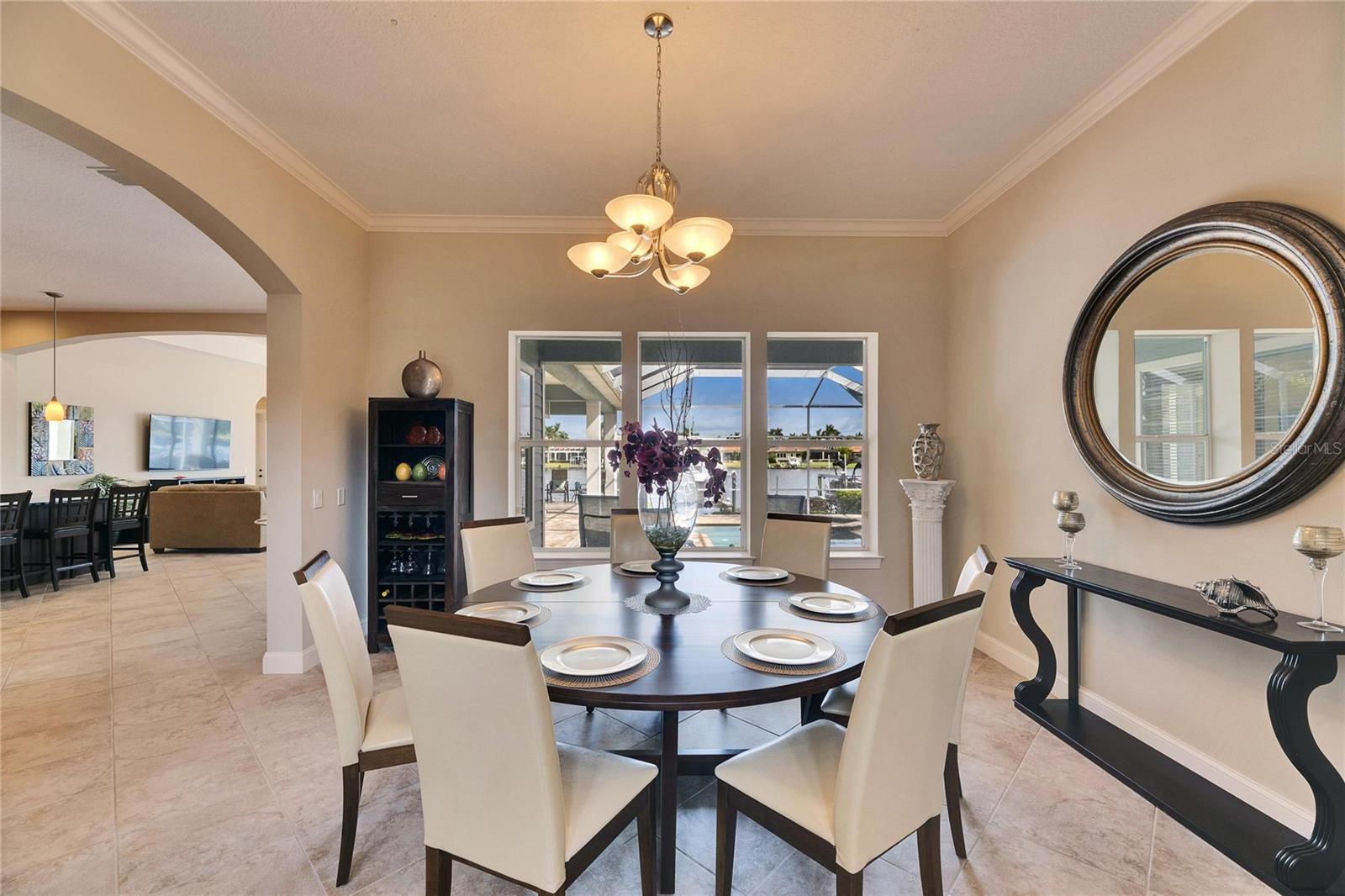 735 MANNS HARBOR DR, APOLLO BEACH, FL, 33572