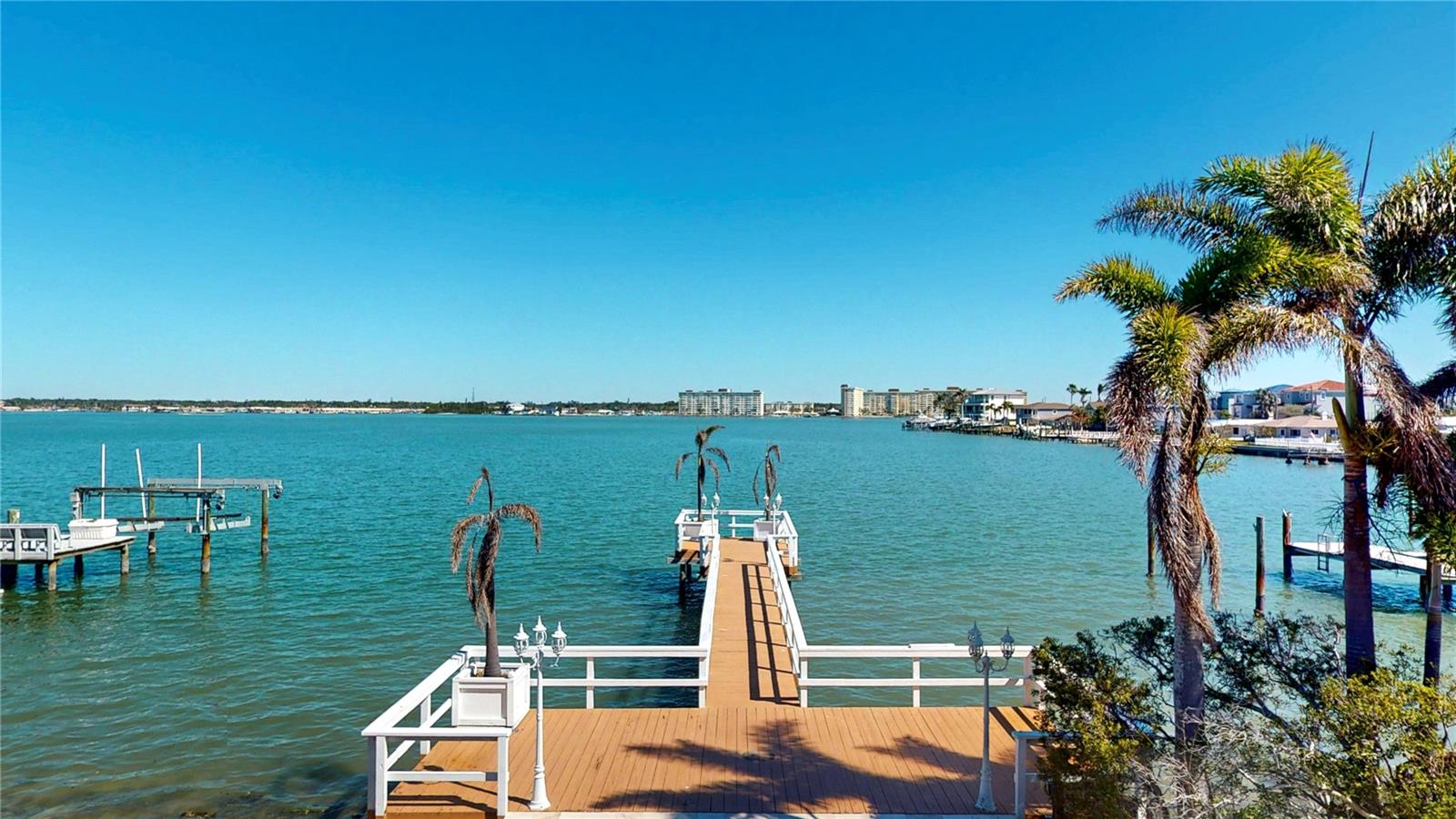 15417 2ND ST E, MADEIRA BEACH, FL, 33708