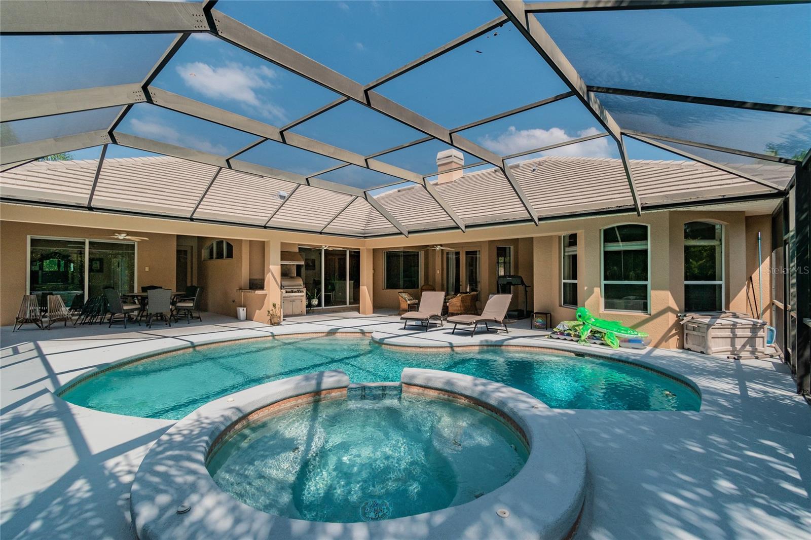 1107 OXBRIDGE DR, LUTZ, FL, 33549