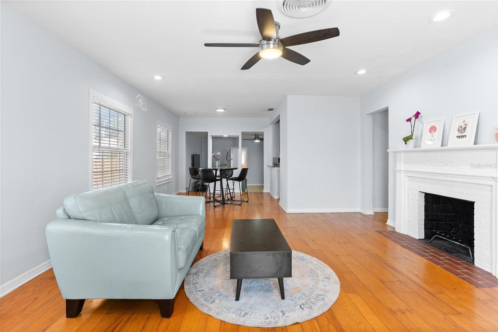 2951 7TH AVE N, ST PETERSBURG, FL, 33713