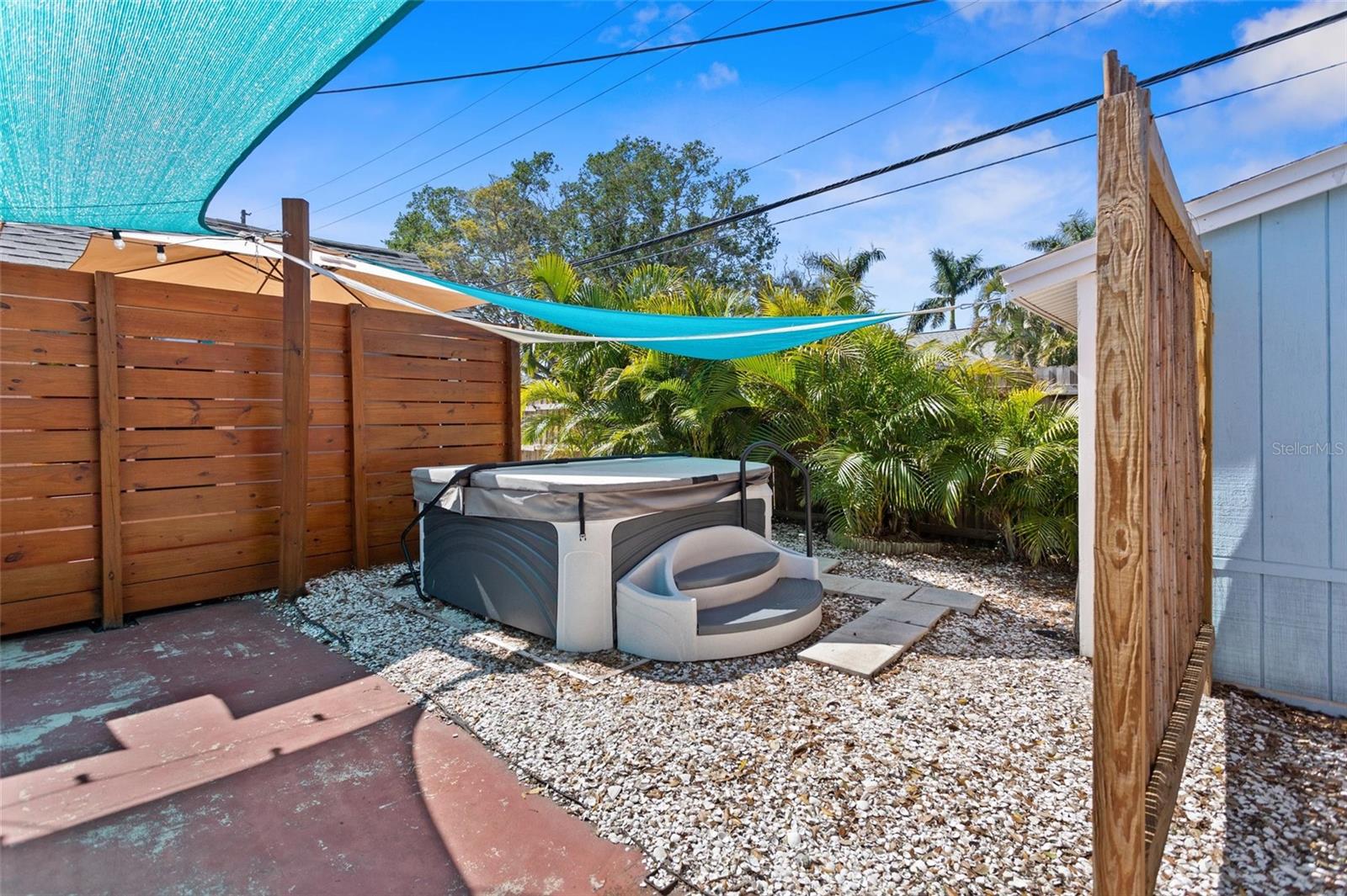 2951 7TH AVE N, ST PETERSBURG, FL, 33713