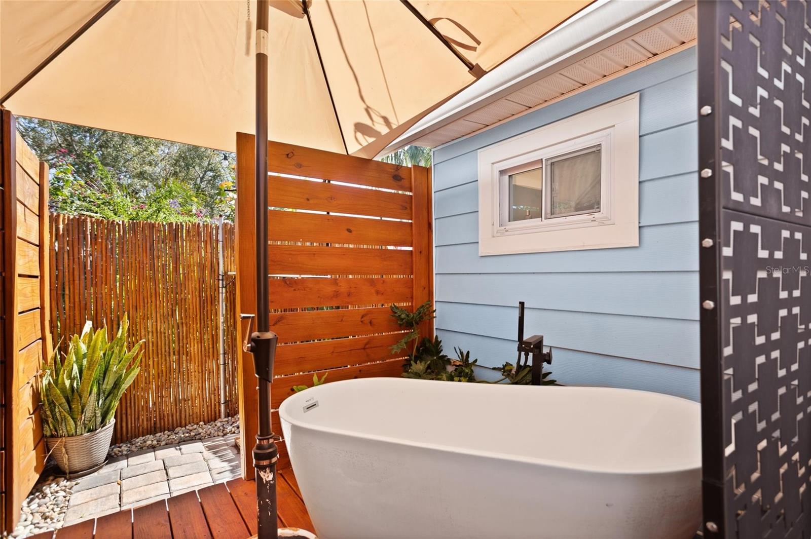 2951 7TH AVE N, ST PETERSBURG, FL, 33713