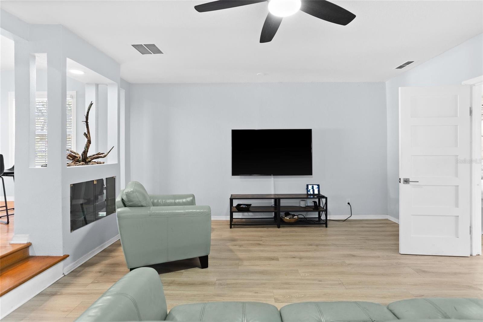 2951 7TH AVE N, ST PETERSBURG, FL, 33713