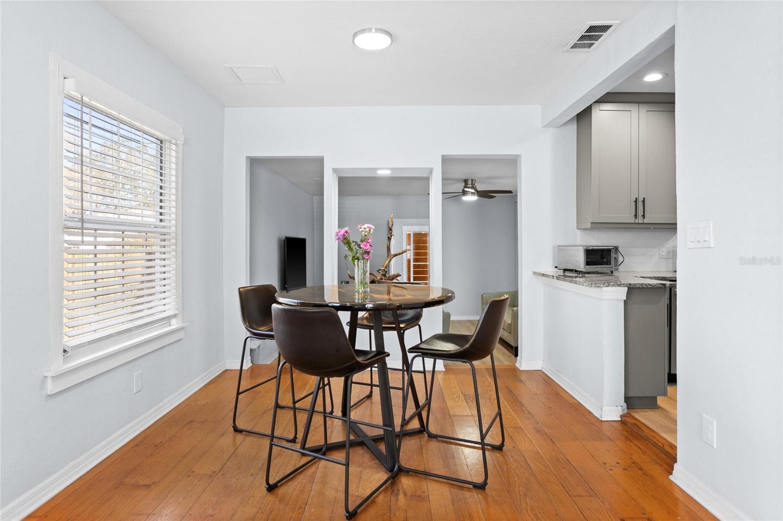2951 7TH AVE N, ST PETERSBURG, FL, 33713