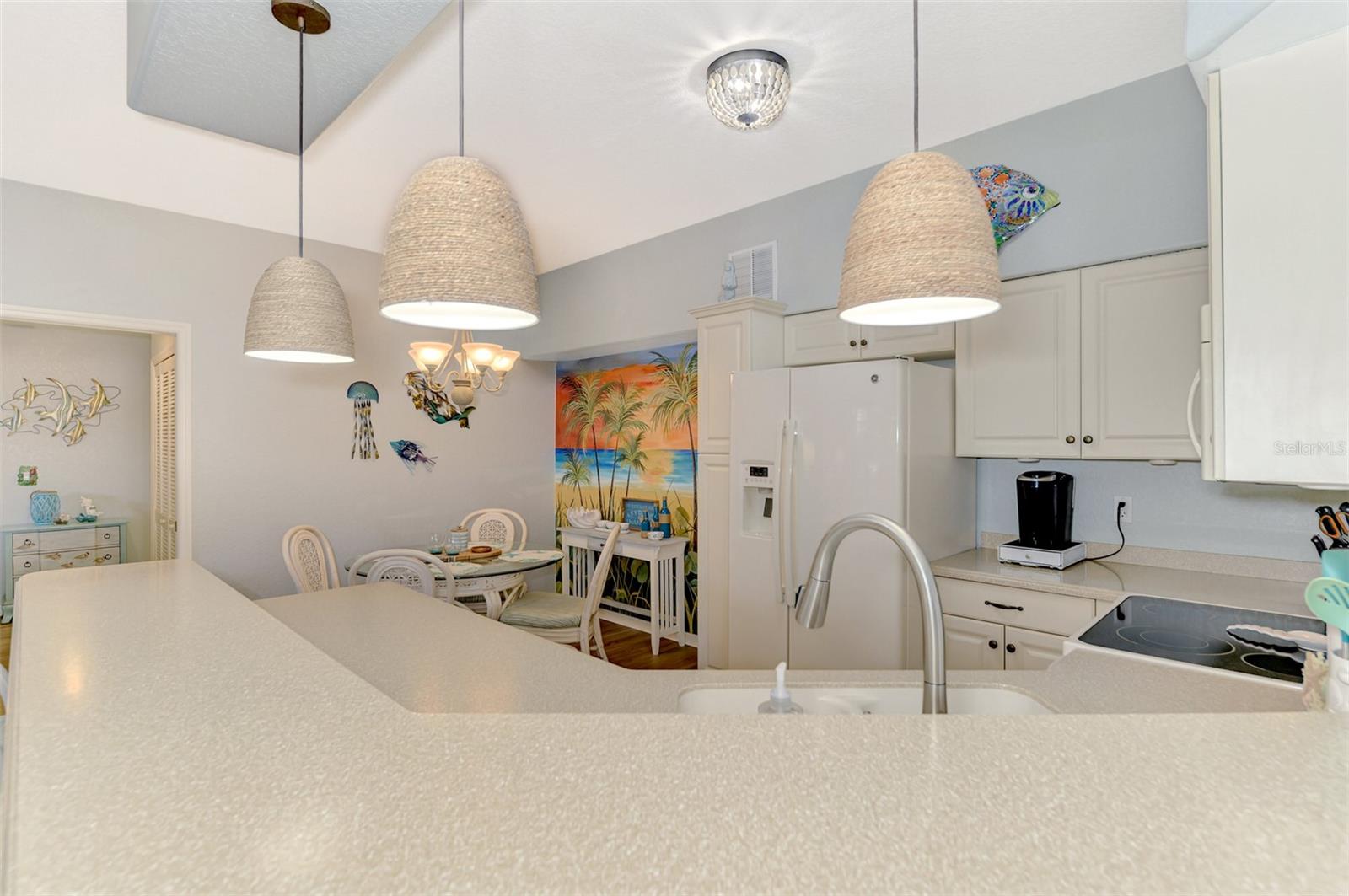 200 MIRABELLA CIR #102, VENICE, FL, 34292